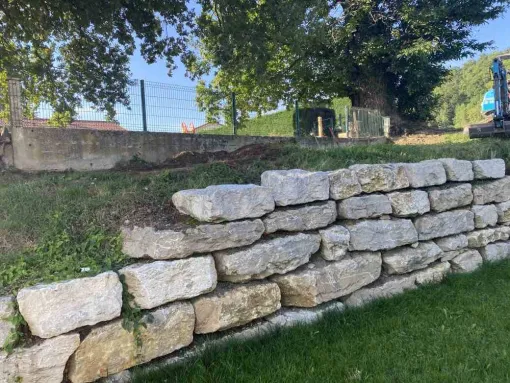 Aménagement d'un terrain de pétanque à Saint-Étienne, Saint-Étienne, BESSARDET Paysage