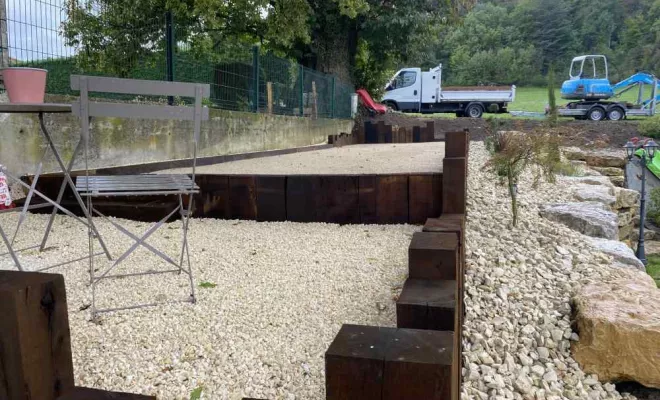 Aménagement d'un terrain de pétanque à Saint-Étienne, Saint-Étienne, BESSARDET Paysage